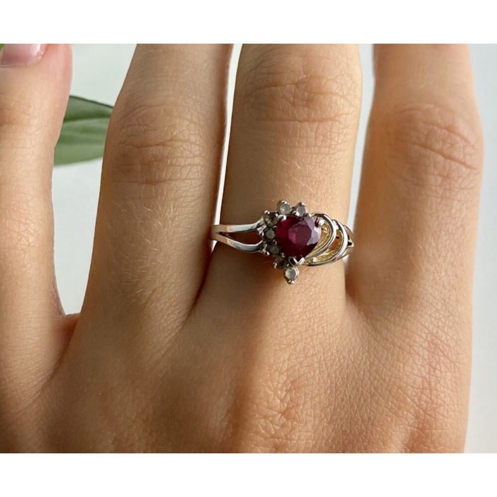 925 Sterling Silver Spinel "Heart" Ring Size 9 - Picture 10 of 12